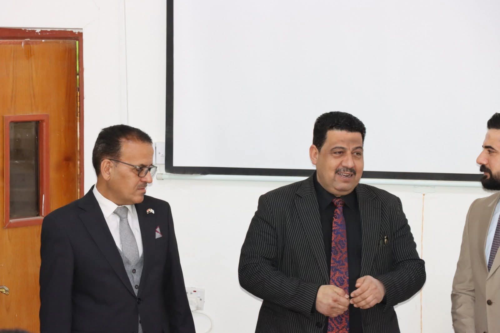 زيارة السيد مساعد رئيس الجامعة للشؤون العلمية