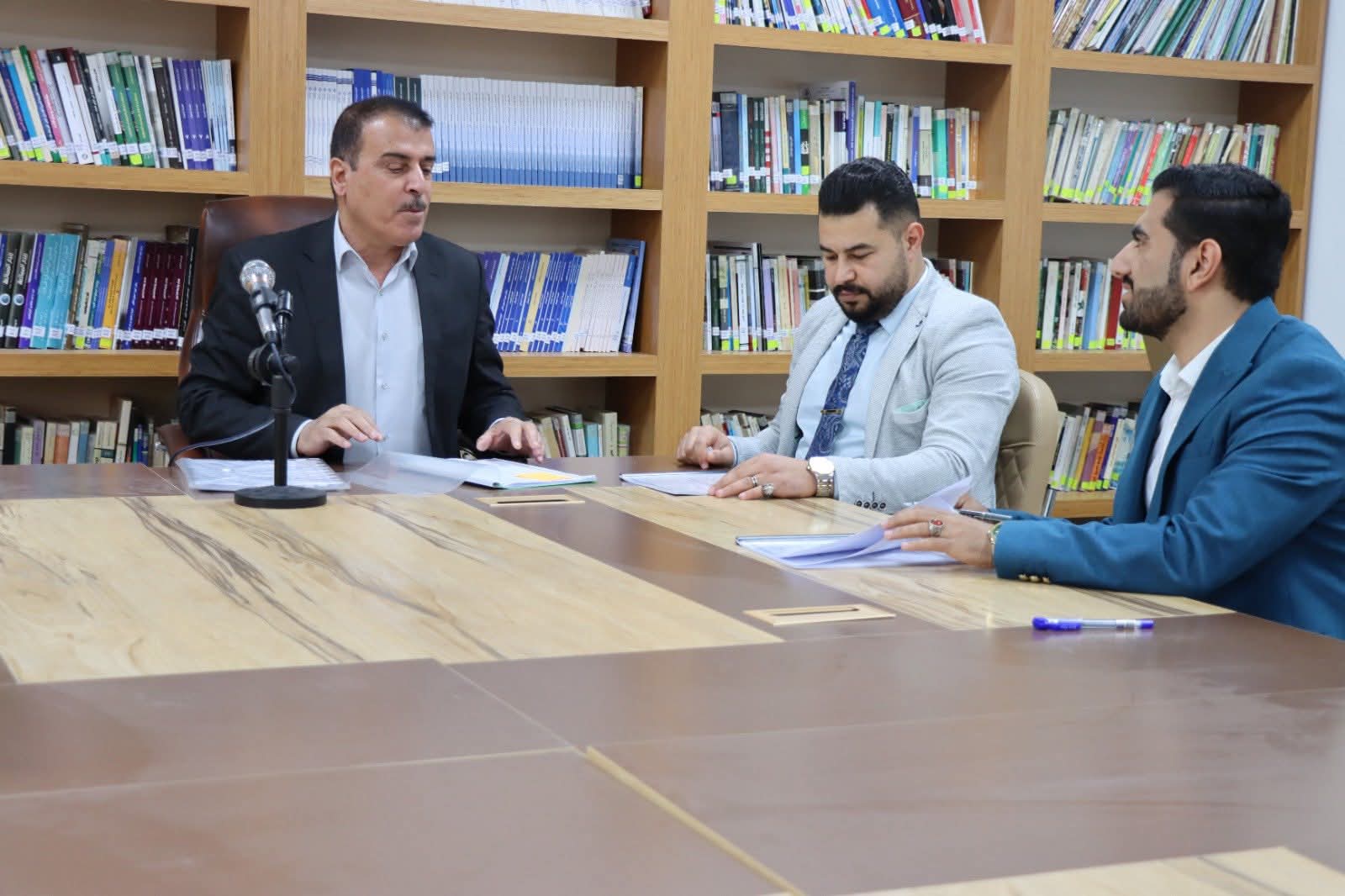 Discussion of Graduation Research Projects for Fourth-Year Students