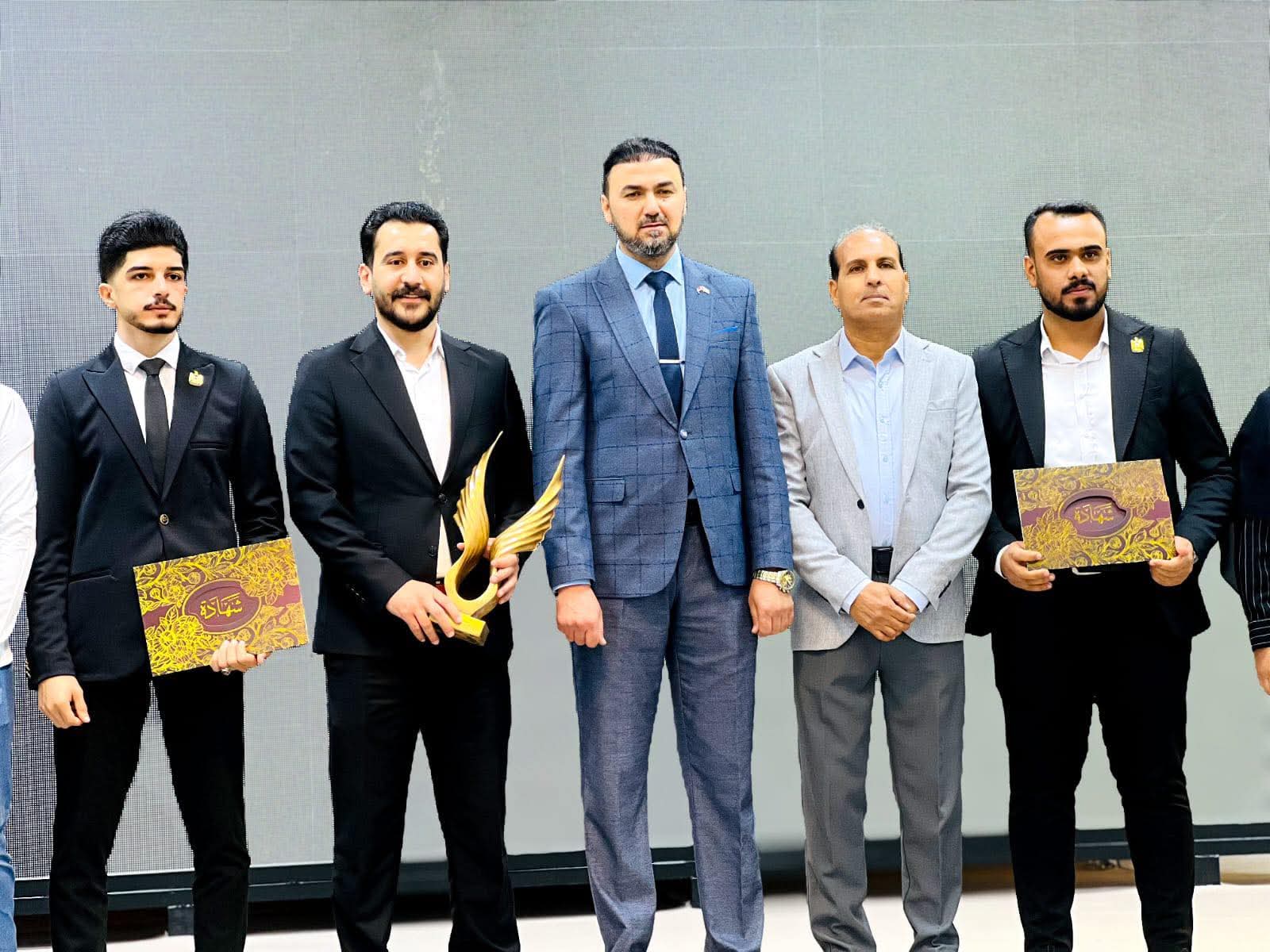 إنجاز إبداعي لطلبة العلوم السياسية في مهرجانات جامعة الأنبار